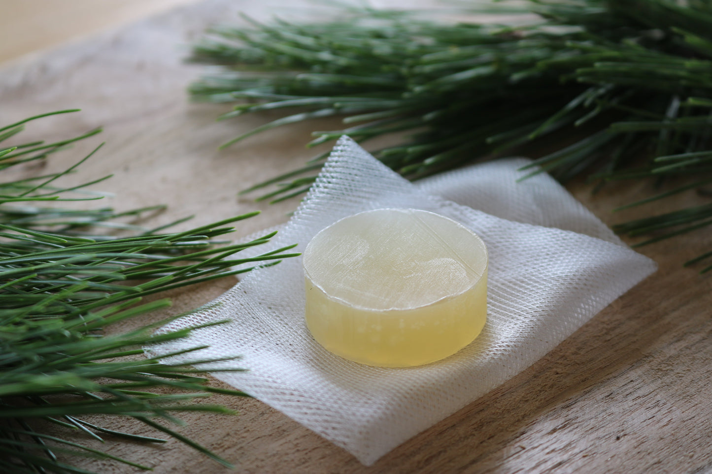 Akamatsu Mini Soap with Foaming Net
